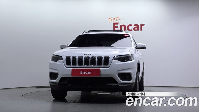 Jeep Cherokee 2.4 Longitude High AWD — пробег 16 766 км — фото 3 из 5
