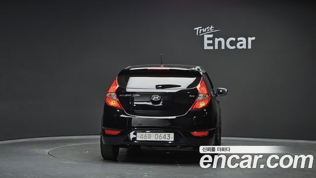 Hyundai Accent WIT 1.6 GDI Premium — пробег 98 683 км — фото 4 из 5