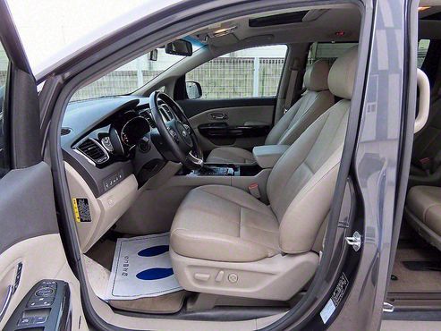 Kia Carnival Gasoline 9-seater Noblesse — пробег 97 543 км — фото 5 из 5