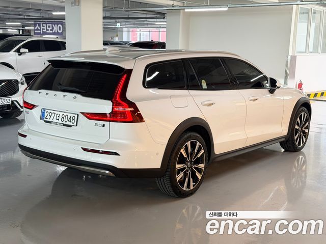 Volvo V60 из Кореи Encar