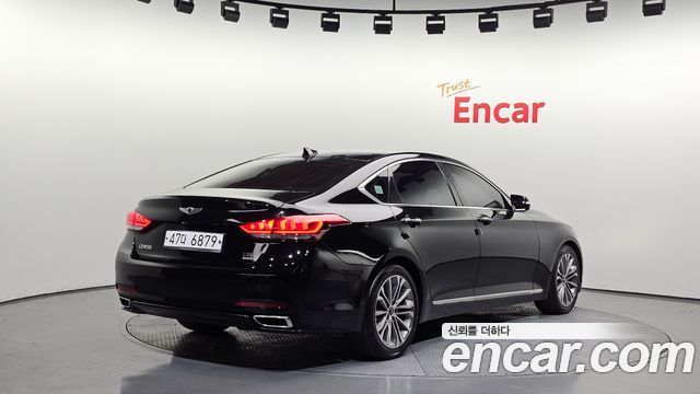 Hyundai Genesis из Кореи Encar