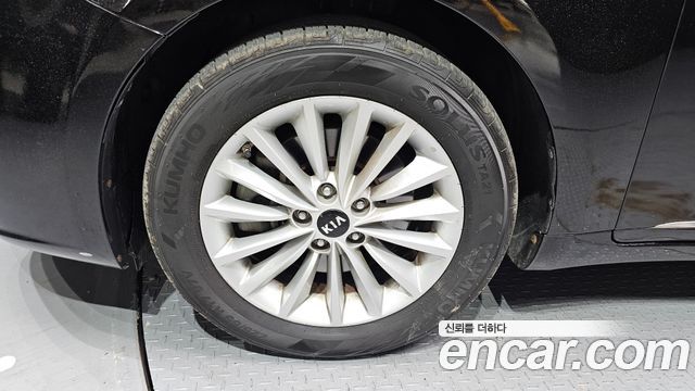Kia K7 из Кореи Encar
