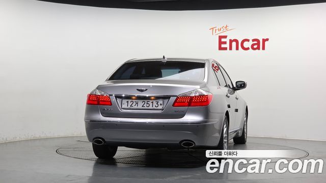 Hyundai Genesis из Кореи Encar