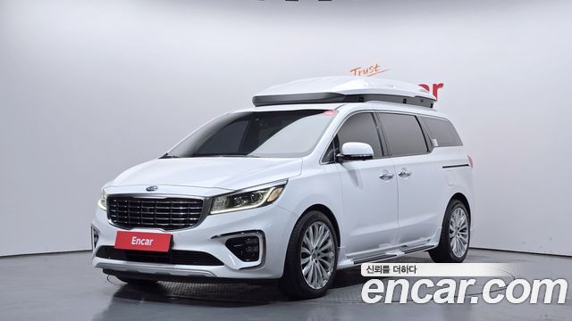 Kia Carnival 9-Seater Outdoor Prestige — пробег 109 783 км — фото 1 из 5