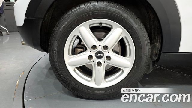 Mini Countryman из Кореи Encar