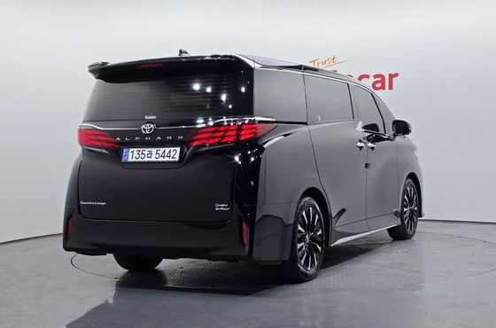 Toyota Alphard 2.5 HEV Executive AWD — пробег 21 006 км — фото 2 из 5