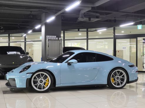 Porsche 911 GT3 Touring — пробег 118 км — фото 2 из 5