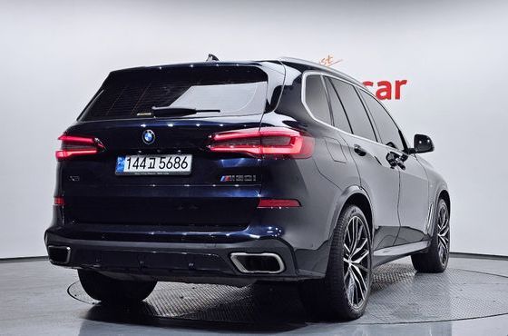 BMW X5 M50i — пробег 139 838 км — фото 2 из 5