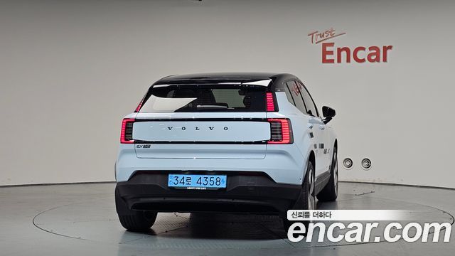 Volvo EX30 из Кореи Encar