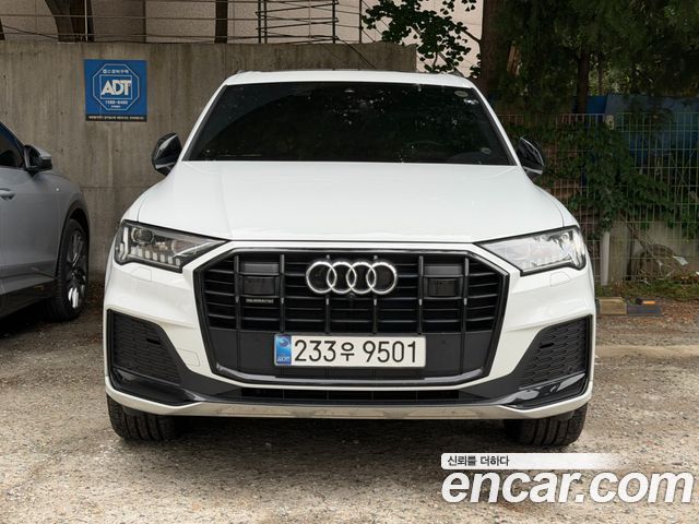 Audi Q7 50 TDI Quattro Premium — пробег 32 000 км — фото 2 из 5