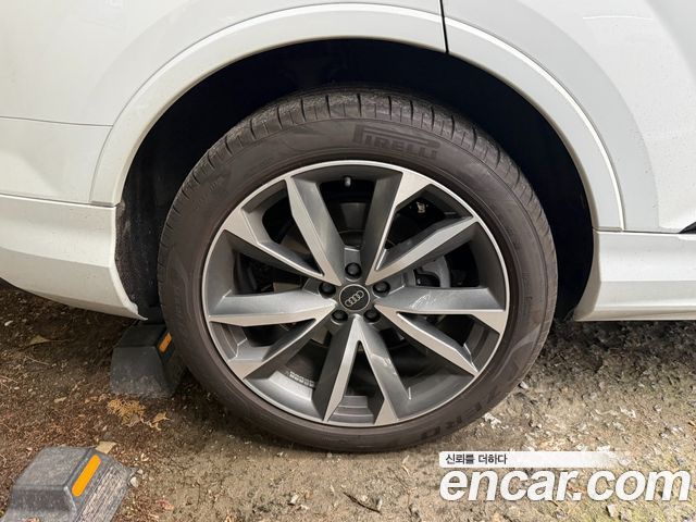 Audi Q7 50 TDI Quattro Premium — пробег 32 000 км — фото 5 из 5