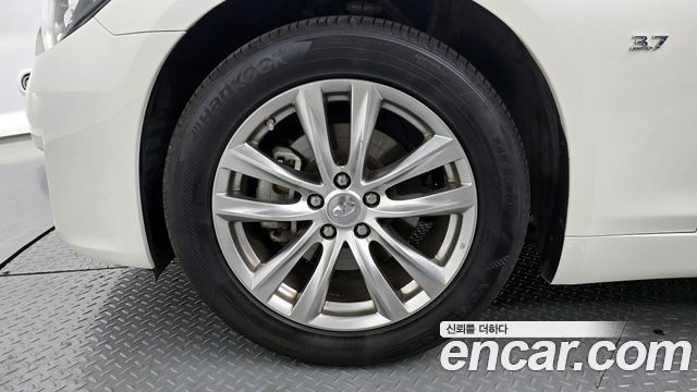 Infiniti Q70 из Кореи Encar