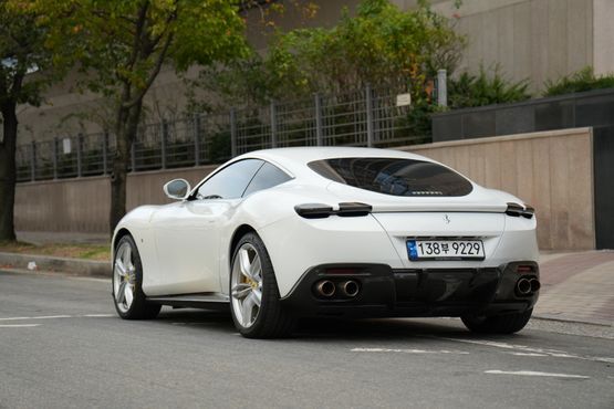 Ferrari Roma 3.9 — пробег 12 000 км — фото 5 из 5