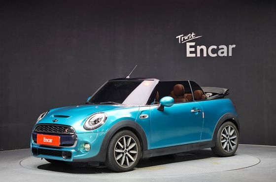 Mini Cooper Convertible Standard 3rd — пробег 126 293 км — фото 1 из 5