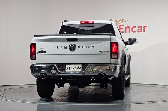 Dodge Ram Pick Up 5.7 — пробег 118 162 км — фото 4 из 5