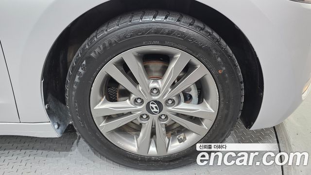 Hyundai AVANTE из Кореи Encar