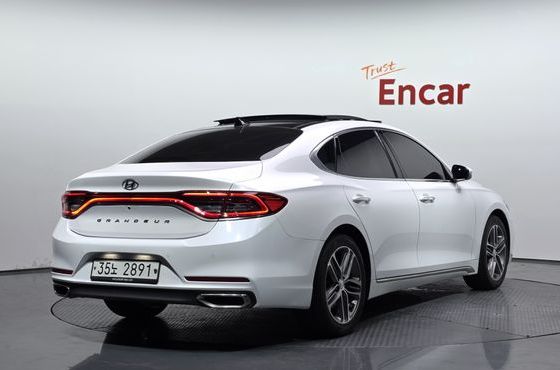 Hyundai Grandeur 2.4 Exclusive Special — пробег 77 016 км — фото 2 из 5