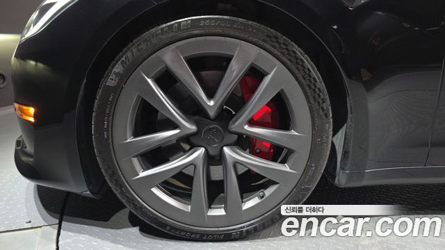 Tesla Model S из Кореи Encar