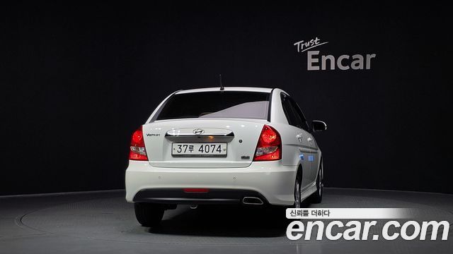 Hyundai Verna из Кореи Encar
