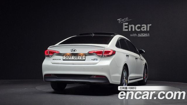 Hyundai Sonata 2.0 Plug-in HEV Exclusive — пробег 143 952 км — фото 4 из 5