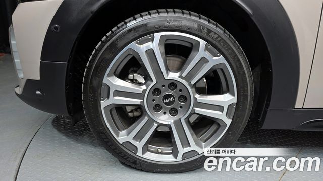 Mini Countryman из Кореи Encar
