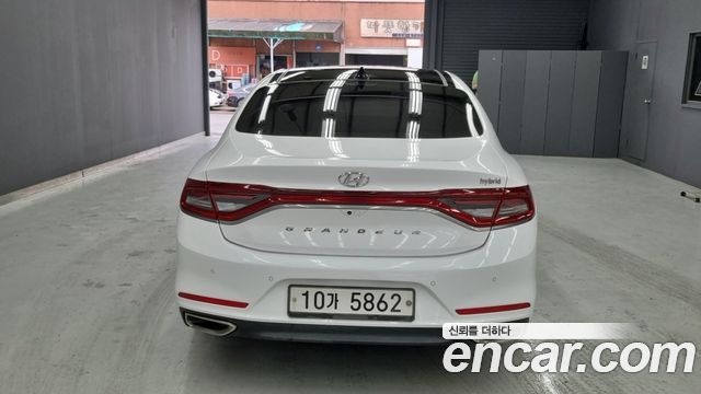 Hyundai Grandeur Exclusive Special — пробег 48 160 км — фото 2 из 5