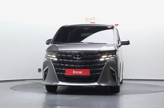 Toyota Alphard 2.5 HEV Executive AWD — пробег 8 072 км — фото 3 из 5