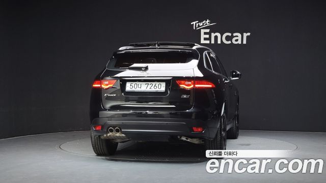Jaguar F-PACE из Кореи Encar
