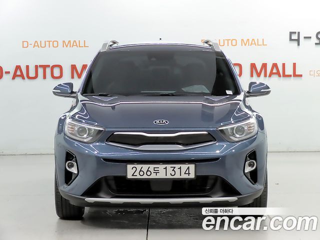 Kia Stonic из Кореи Encar