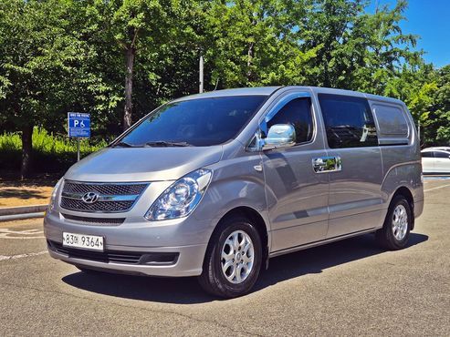 Hyundai Starex 5-Seater VAN CVX Deluxe — пробег 169 701 км — фото 1 из 5