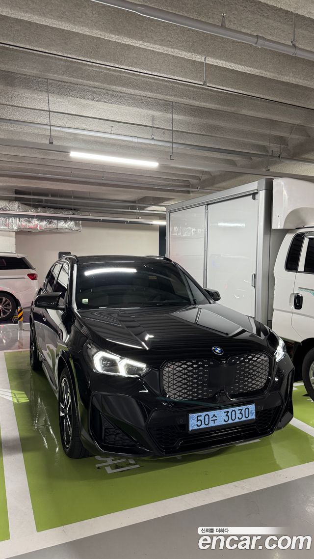 BMW iX1 из Кореи Encar