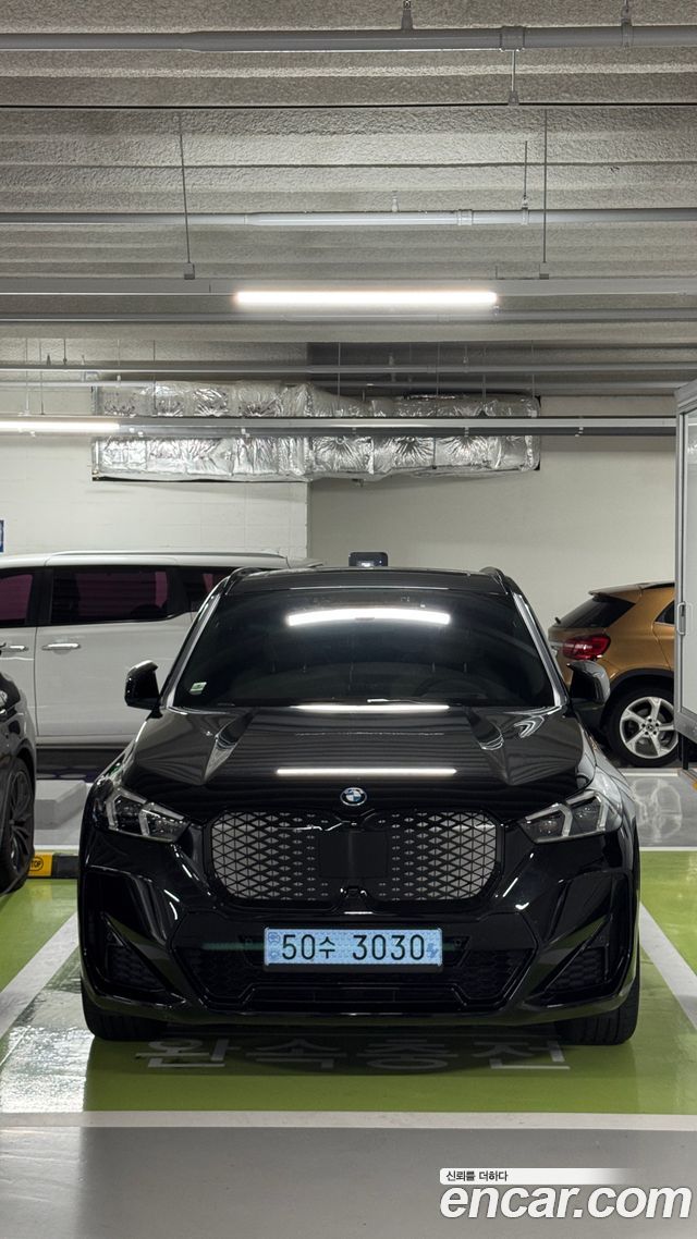 BMW iX1 из Кореи Encar