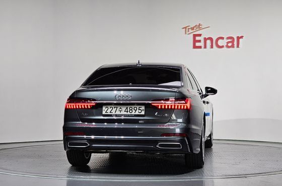 Audi A6 40 TDI — пробег 30 340 км — фото 4 из 5