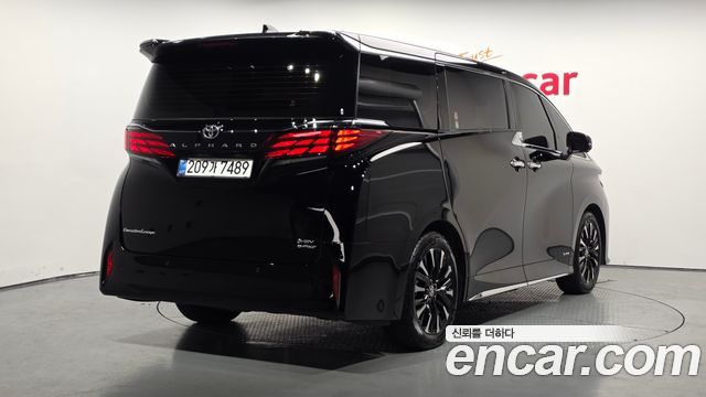 Toyota Alphard 2.5 HEV Executive AWD — пробег 28 653 км — фото 2 из 5