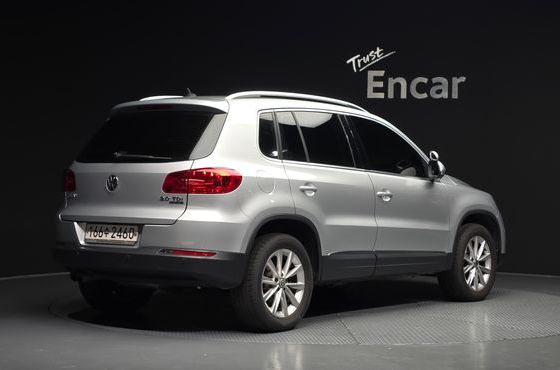 Volkswagen Tiguan 2.0 TDI Comfort 5N — пробег 100 308 км — фото 2 из 5