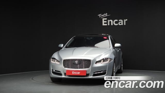 Jaguar XJ 3.0D Premium Luxury SWB X351 — пробег 132 408 км — фото 3 из 5