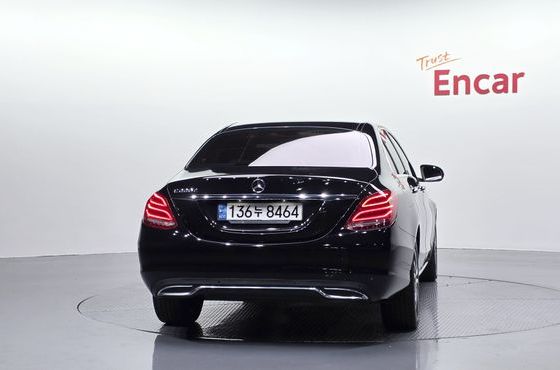 Mercedes-Benz C-Class C220 d Avantgarde — пробег 82 904 км — фото 4 из 5