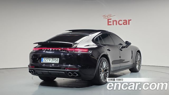 Porsche Panamera 2.9 AWD Platinum Edition — пробег 45 838 км — фото 2 из 5