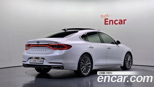 Hyundai Grandeur 3.3 Celebrity — пробег 86 963 км — фото 2 из 5