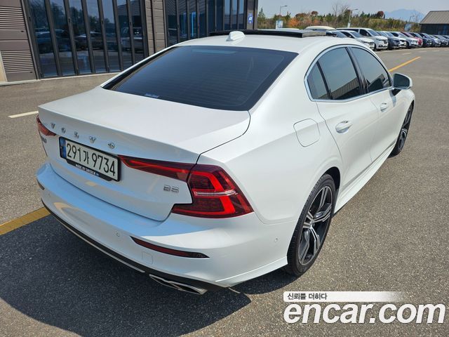 Volvo S60 из Кореи Encar