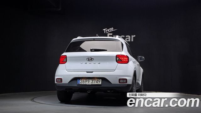 Hyundai Venue из Кореи Encar