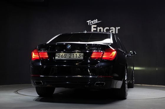 BMW 7-Series 750Li xDrive B&O Edition — пробег 102 579 км — фото 4 из 5