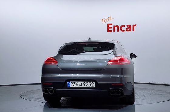 Porsche Panamera 3.0 Diesel 970 — пробег 135 838 км — фото 4 из 5