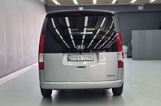 Hyundai Staria Cargo 3-Seater Modern — пробег 146 800 км — фото 4 из 5
