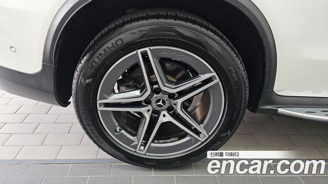 Mercedes-Benz GLC-Class GLC220 d 4MATIC Coupe — пробег 70 447 км — фото 5 из 5