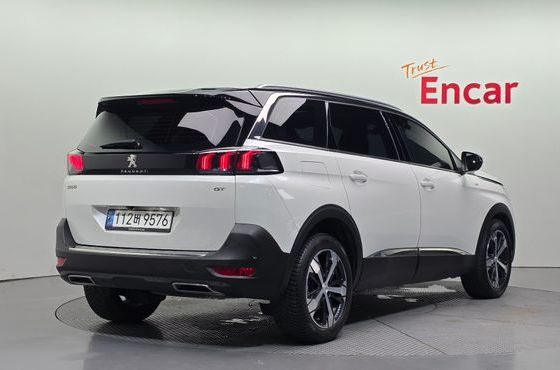 Peugeot 5008 1.2 Pure Tech GT — пробег 74 303 км — фото 2 из 5