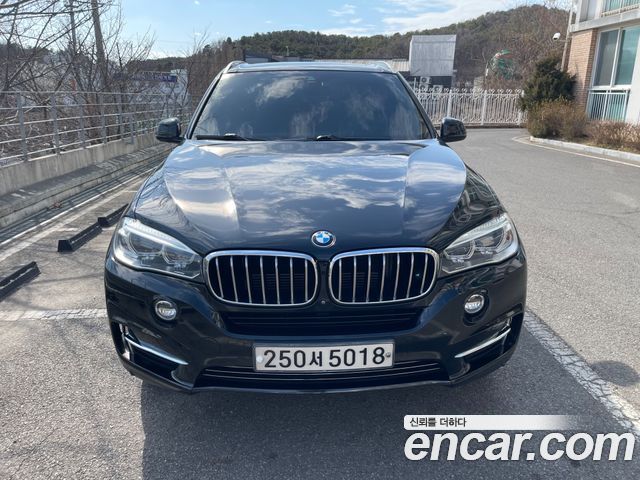 BMW X5 xDrive 40e iPerformance — пробег 163 000 км — фото 1 из 5