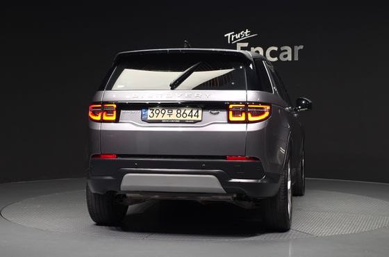 Land Rover Discovery Sport P250 SE — пробег 82 000 км — фото 4 из 5