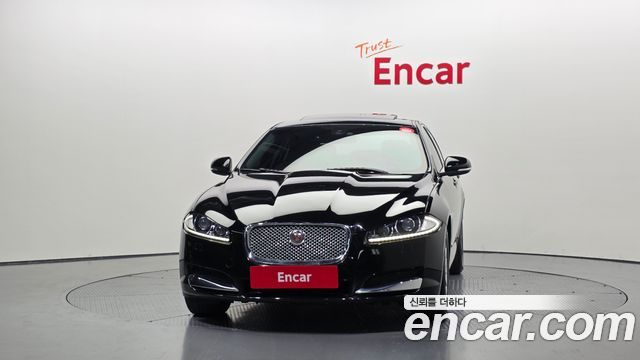 Jaguar XF 2.2D Luxury X250 — пробег 83 629 км — фото 3 из 5