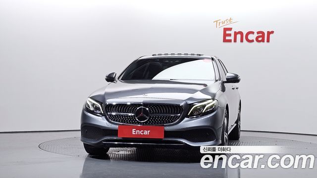 Mercedes-Benz E-Class E300 4MATIC Avnatgarde — пробег 128 330 км — фото 3 из 5